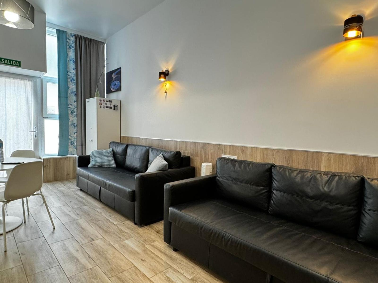 Moderno Apartamento Del Arquitecto Aparthotel Valencia Bagian luar foto